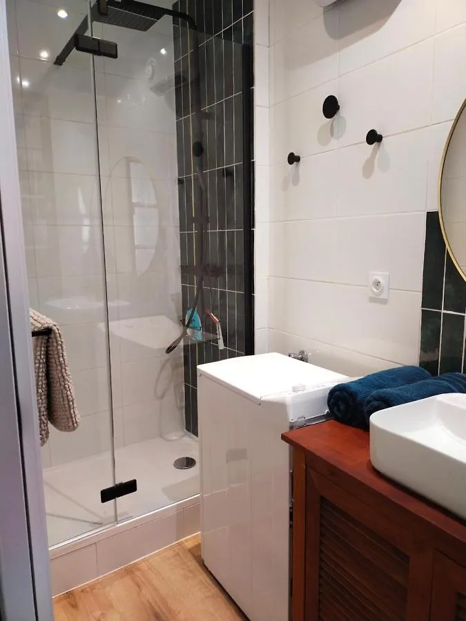 Le Lavoir - Studio Centre Ancien Sur Placette Toulon Apartment